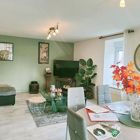 Les Appartements Du Marche Dinan Eksteriør billede
