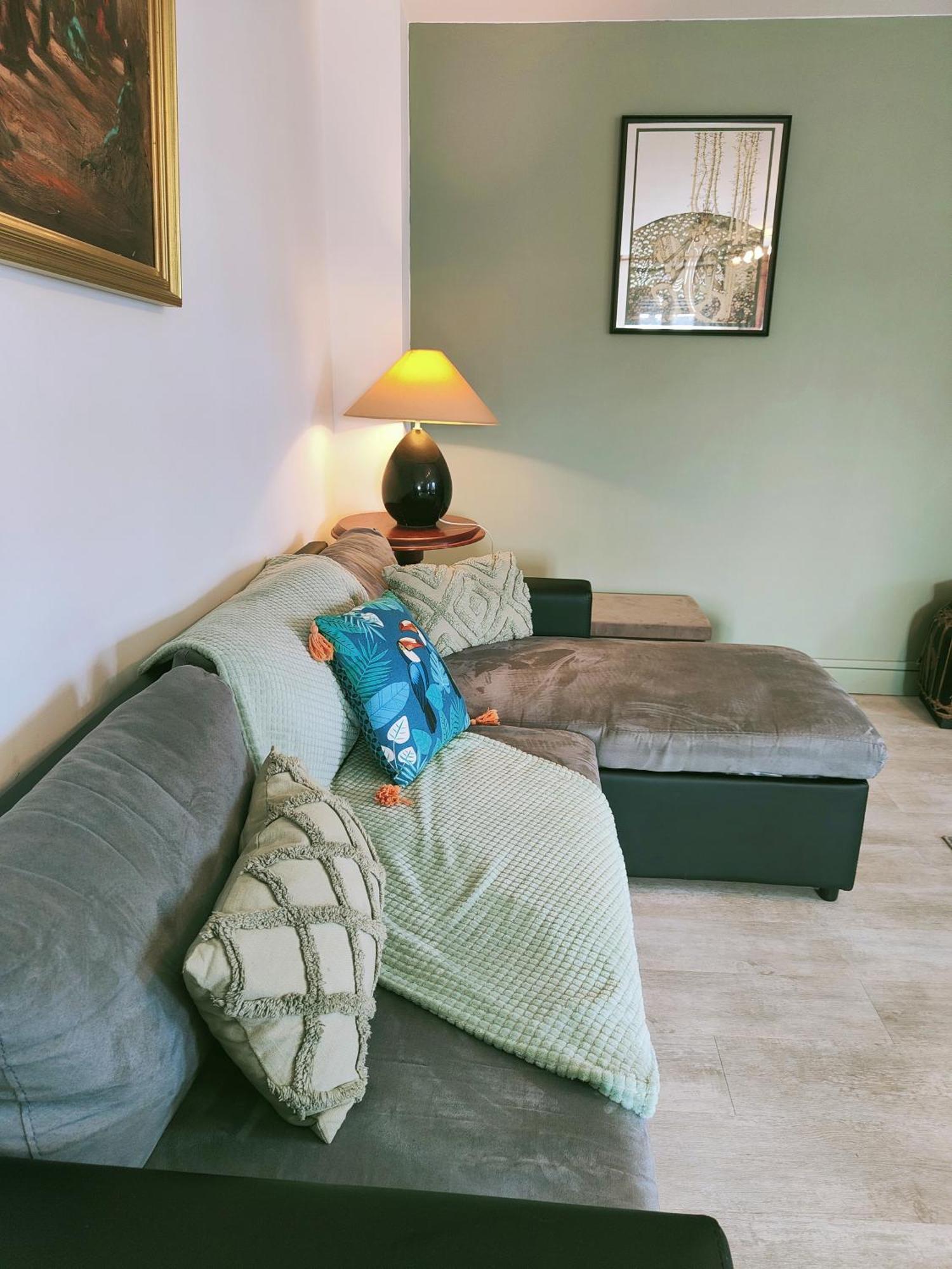 Les Appartements Du Marche Dinan Eksteriør billede